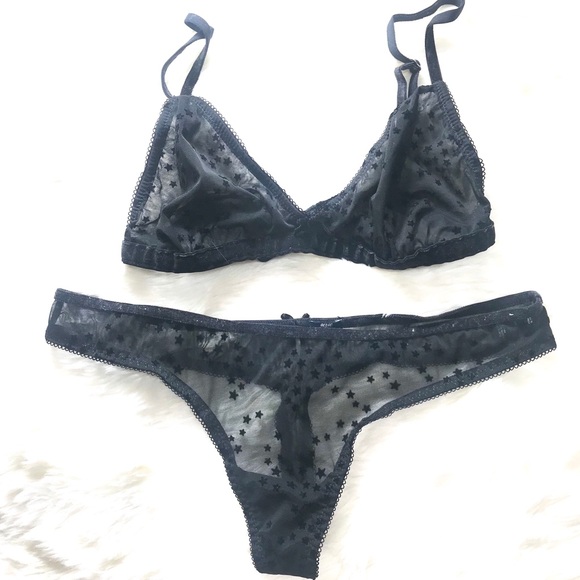 American Eagle Outfitters Other - AEO sheer Black Star velvet bralette thong set